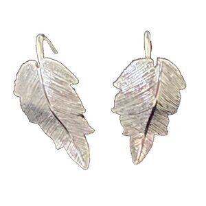 Vintage Leaf Earrings Textured Screw-Back, Silver-Tone Metal Finish, NICE